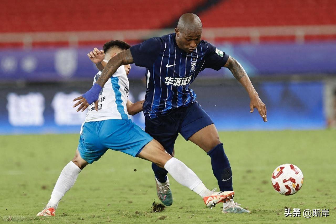 清晨NBA季后赛焦点战，武汉三镇内部沟通，底气十足，训练强度明显提升的简单介绍